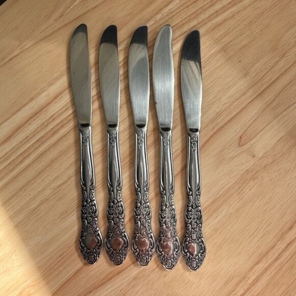 Vtg International INS154 Knives Solid Roses Set Of 5 Stainless Flatware Floral - Picture 2 of 11